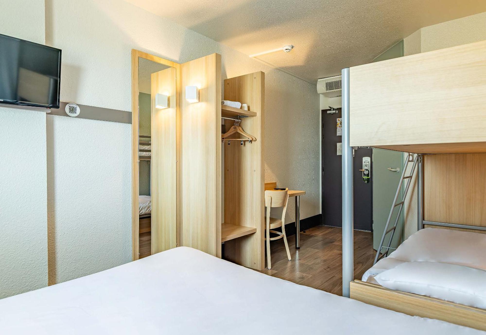 B&B Hotel Poitiers 1 Futuroscope شاسنوي دي بويتو المظهر الخارجي الصورة