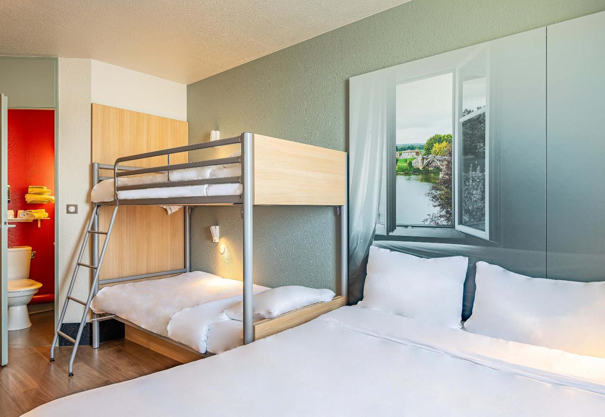 B&B Hotel Poitiers 1 Futuroscope شاسنوي دي بويتو المظهر الخارجي الصورة