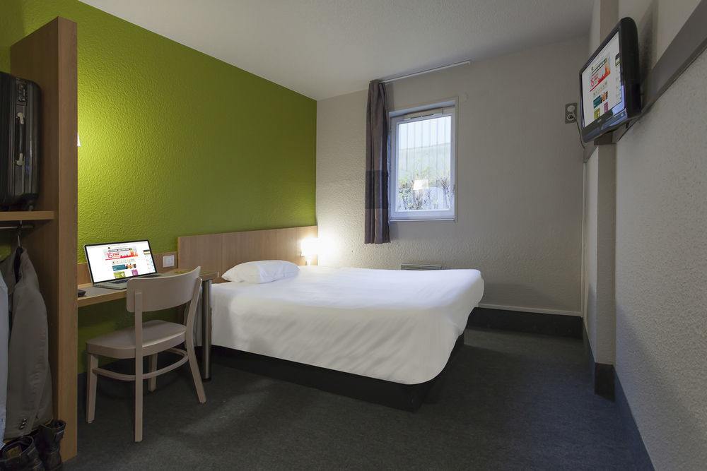 B&B Hotel Poitiers 1 Futuroscope شاسنوي دي بويتو المظهر الخارجي الصورة