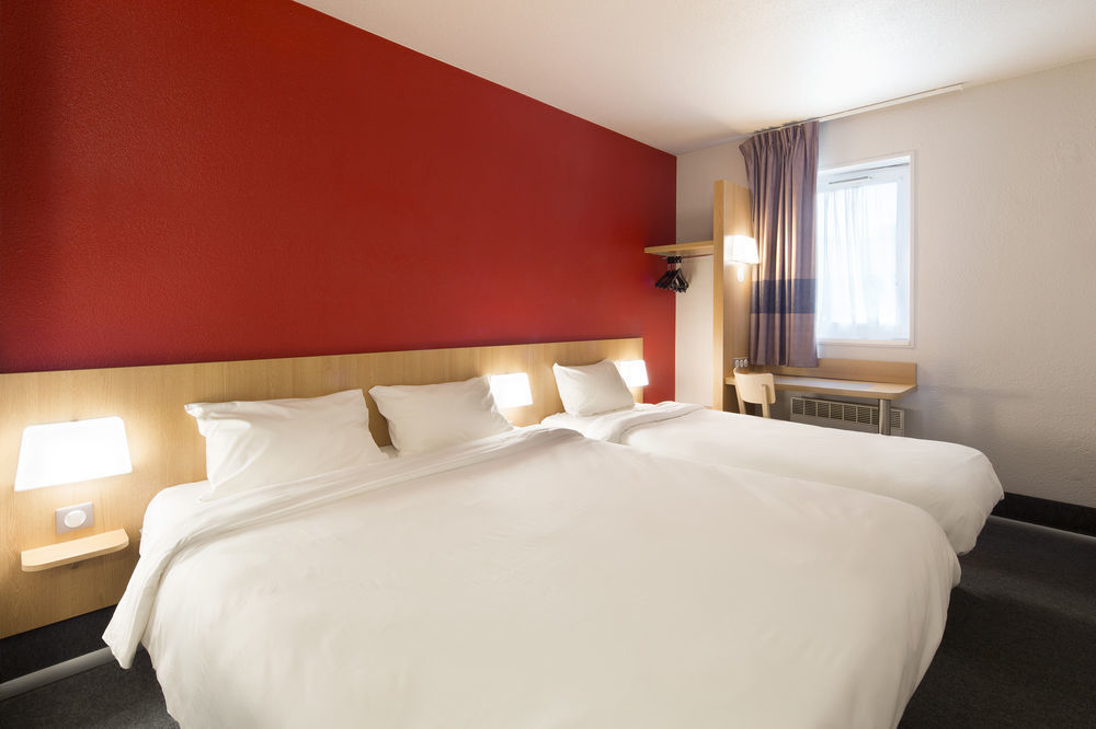 B&B Hotel Poitiers 1 Futuroscope شاسنوي دي بويتو المظهر الخارجي الصورة